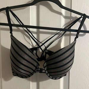 Victoria’s Secret black gray front clasp bra sz 34D